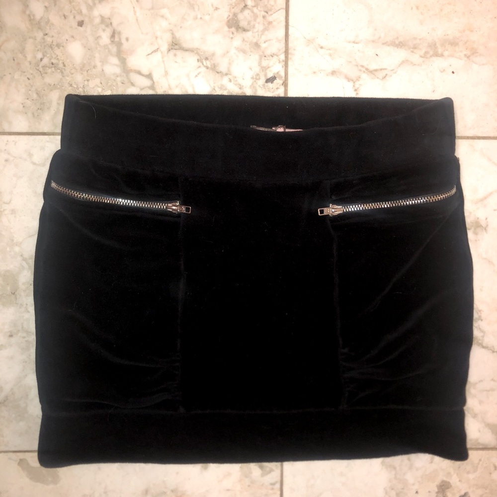 Juicy couture zip pocket skirt size P/Small